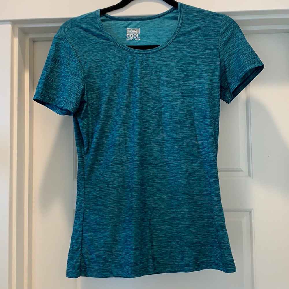 SET OF 2- 32 degrees workout shirts